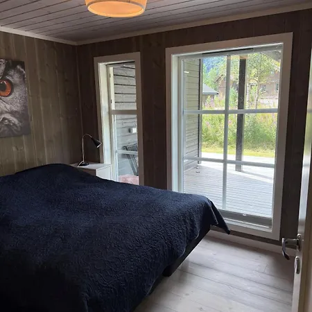 Сasa de vacaciones New Near The Center And Slope *